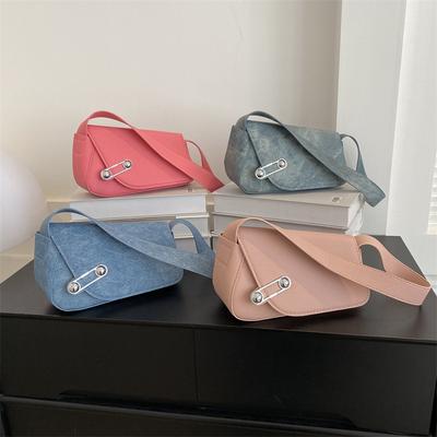 Sac pour femme Petit sac carré Sac à bandoulière tendance Sac messager à épingle Sac simple sous l'aisselle Tendance
