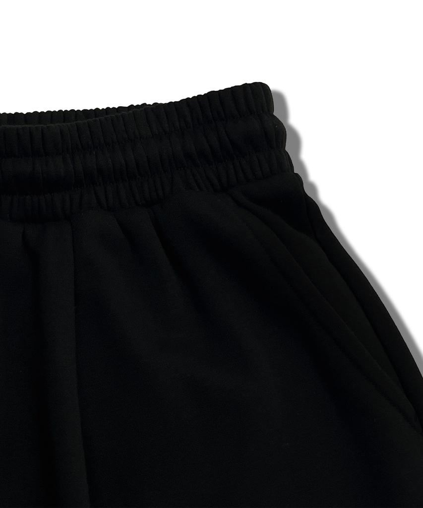 Eonoideu Single-Pleat Bermuda Sweat Shorts Lq7Pu491_Black
