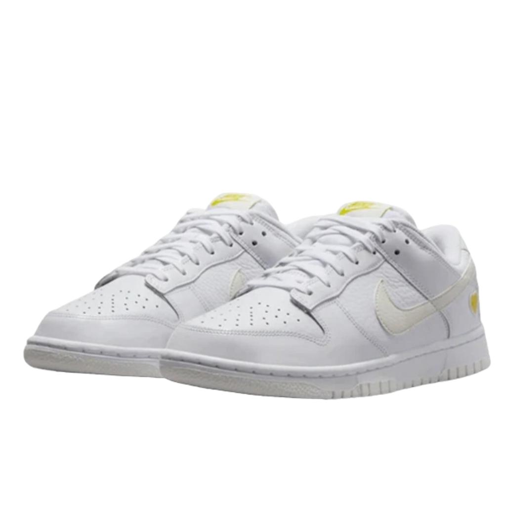 Nike Dunk Low Yellow Heart