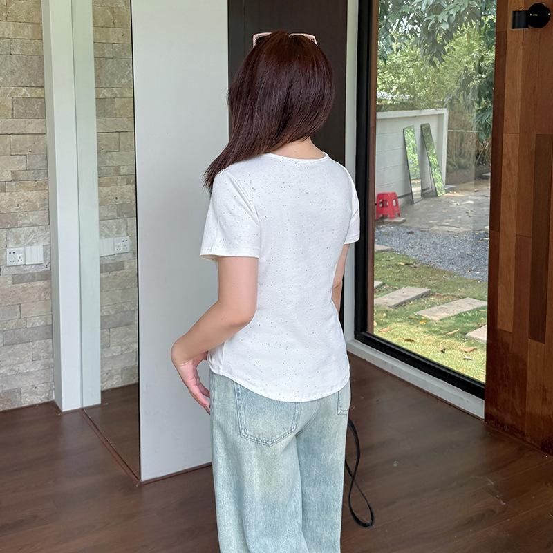 Age reduction color point small embroidery short-sleeved T-shirt summer new large size women's clothing pullover versatile top 252441