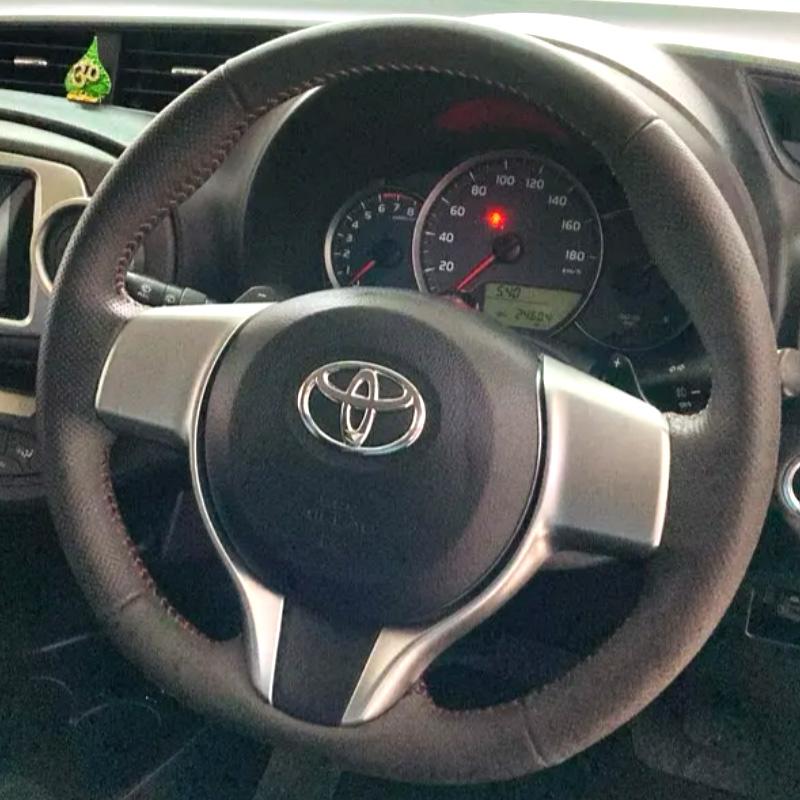 

Hand Stitched Steering Wheel Cover for Toyota Vitz Yaris 2012-2019 Subaru Trezia Braid Carbon Fiber Leather Accessory