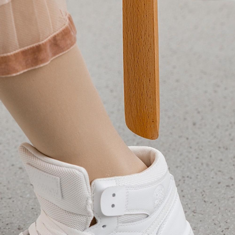 New Magnetic Wooden Shoehorn Long Handle Wear Shoe Easier Shoes Lifters Easy On Off Hanging Put On Shoes Tools for Seniors