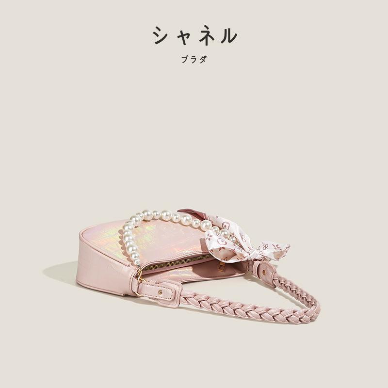 Women's Bag Niche Ins Style Fashion Versatile Laser Powder Underarm Bag Color Bag Women's 2025 New Shoulder Messenger Bag