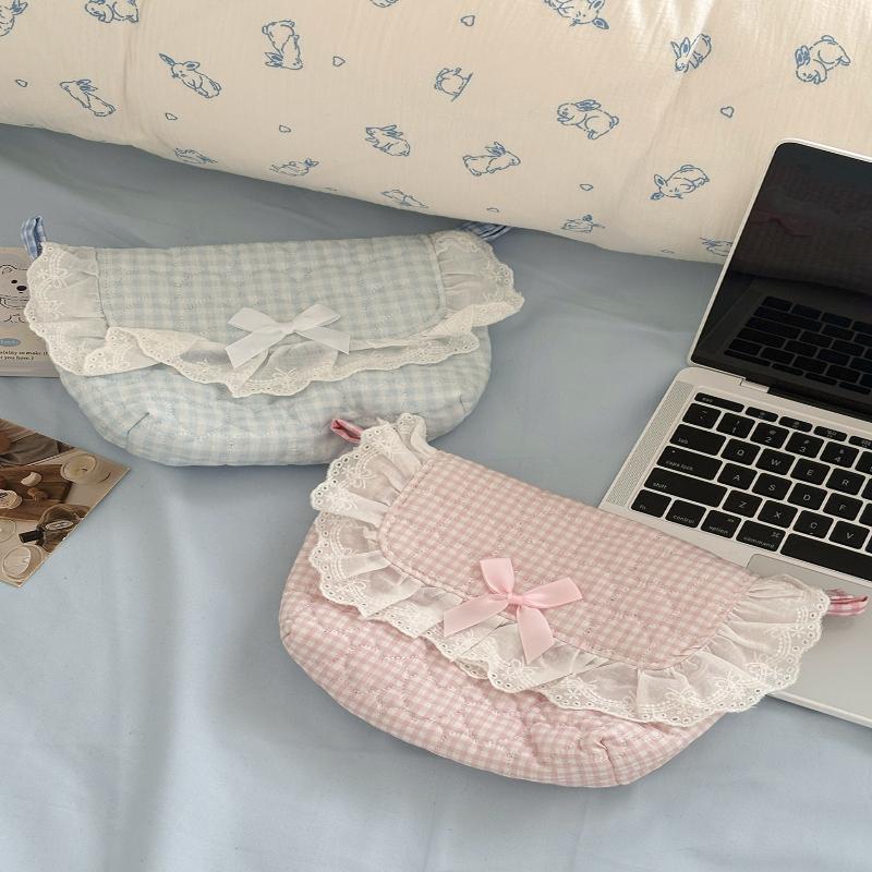Cute Lace Crossbody Bag Sweet Heart Outdoor Storage Bag Fresh Able Lining Internal Compartment