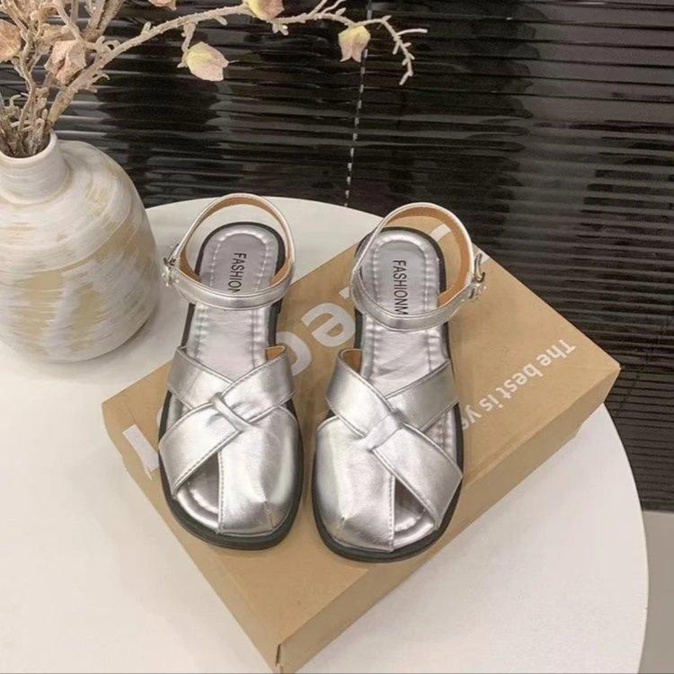 

French bag head sandals women s 2025 new summer wear Korean version commuter with skirt flat silver Roman sandals 35