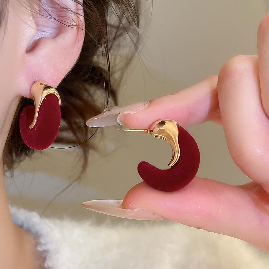 Retro Hong Kong Style Red Flocking Geometric Round Earrings Earrings Fashion Personality Temperament Earrings Women