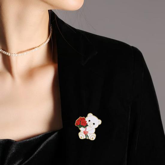 Zinc Alloy Brooch Pin, Enamel Paint Corrosion-Resistant Lapel Pin, Flower Bear Style Metal Badge with Stable Back-Buckle Pin for Clothes Hats