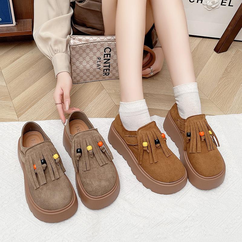 Retro niche suede heightening Boken shoes women's 2025 new fringed beaded fashionable versatile loafers
