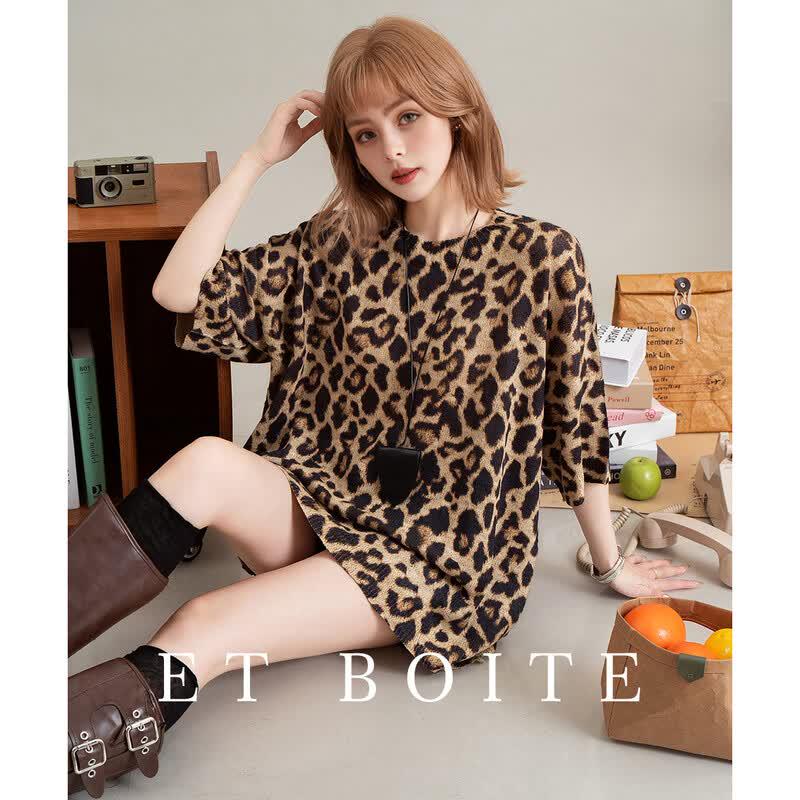 ET BOITE Women s Leopard Print Short Sleeve T-Shirt One Size