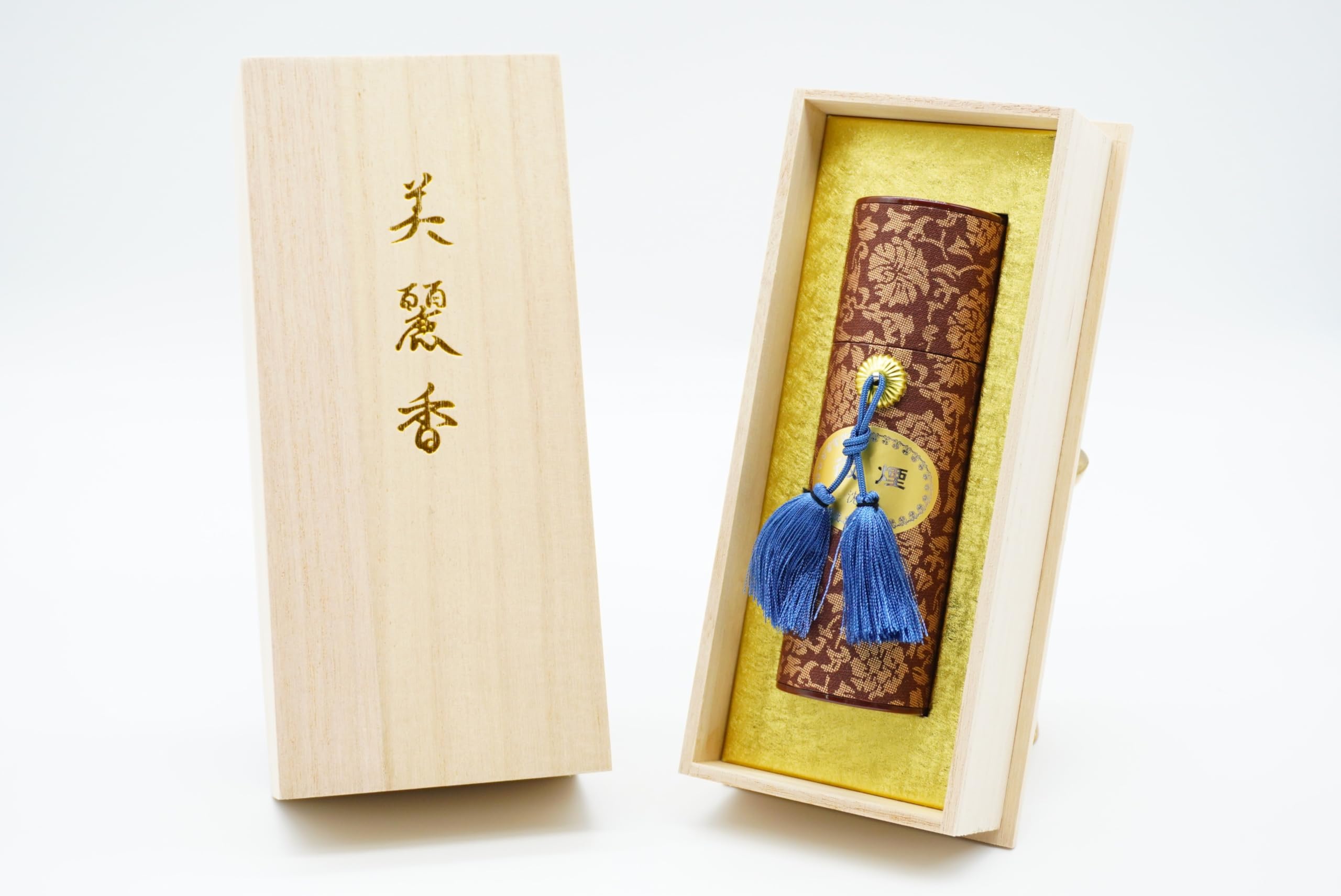 

[Mourning Sympathy Gift] Incense Set [Luxury Paulownia Wood Box with Beautiful Agarwood Scent] Smokeless Incense, Wrapped in a Furoshi Wrapping