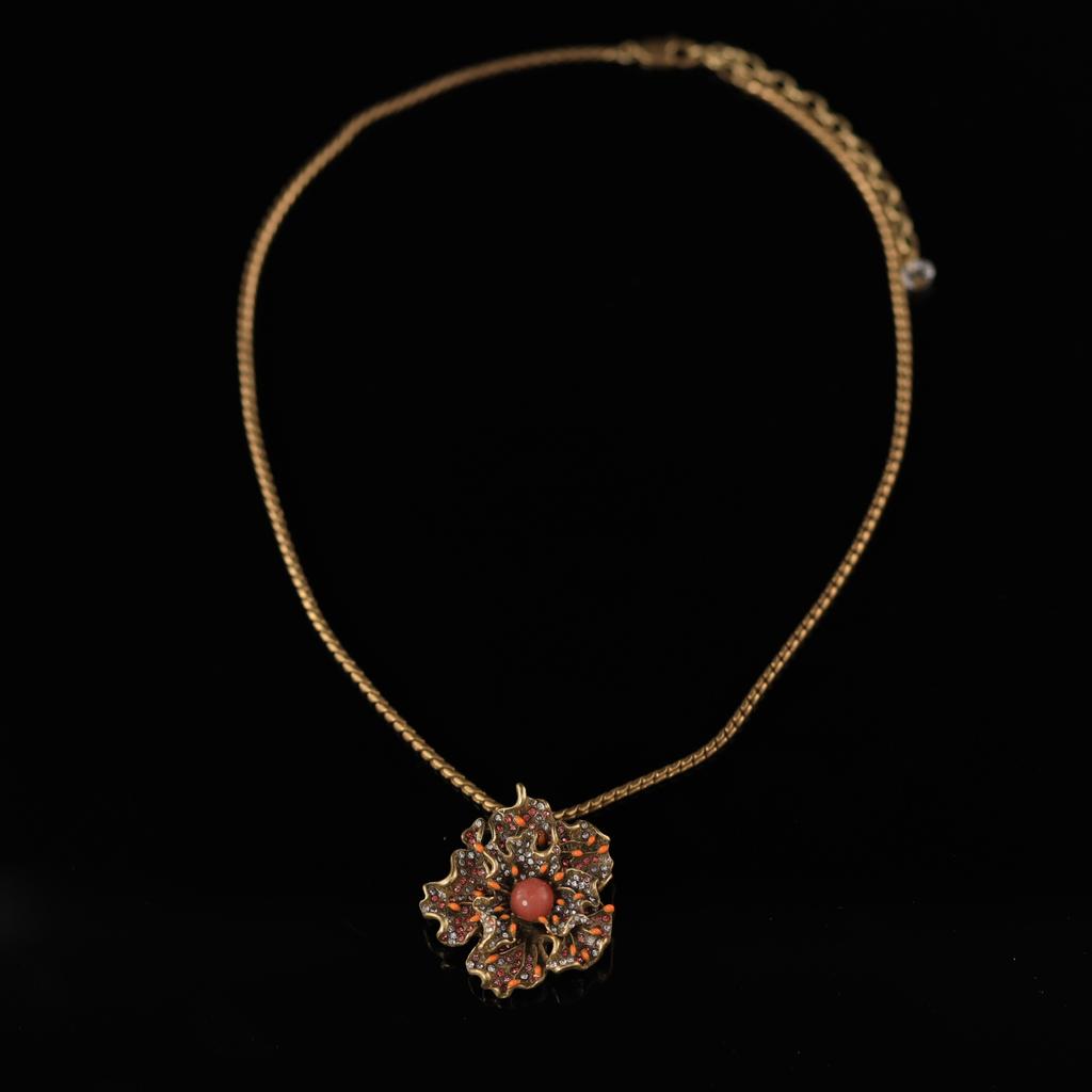 Medieval 25 Winter French Retro Suit Collection Temperament Premium Copper Alloy Stud Earrings Necklace