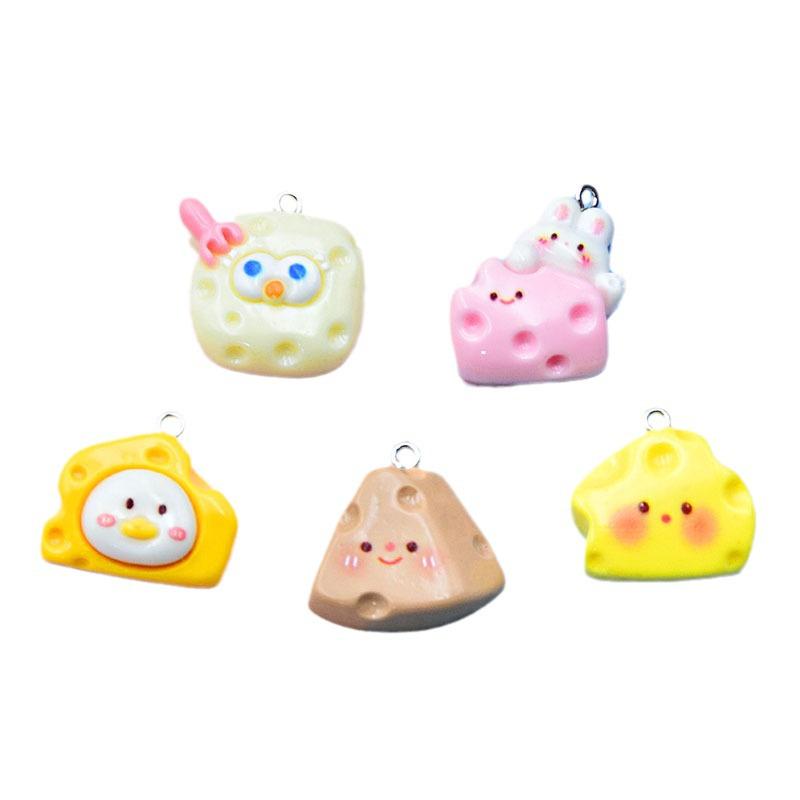 Resin Cartoon Rabbit Cheesecake Keychain Pendant
