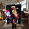 Coperta in Flanella con Fantasia Avril Lavigne, Alta Qualità, Confortevole per Tutte le Stagioni, Decorazione per la Casa, Calore e Comfort, Perfetta per Regali.