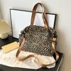 Women's New Shoulder Bag Leopard Print Casual Shopping Bag Large Capacity European and American Fashion Solid Color Tote Bag CLE