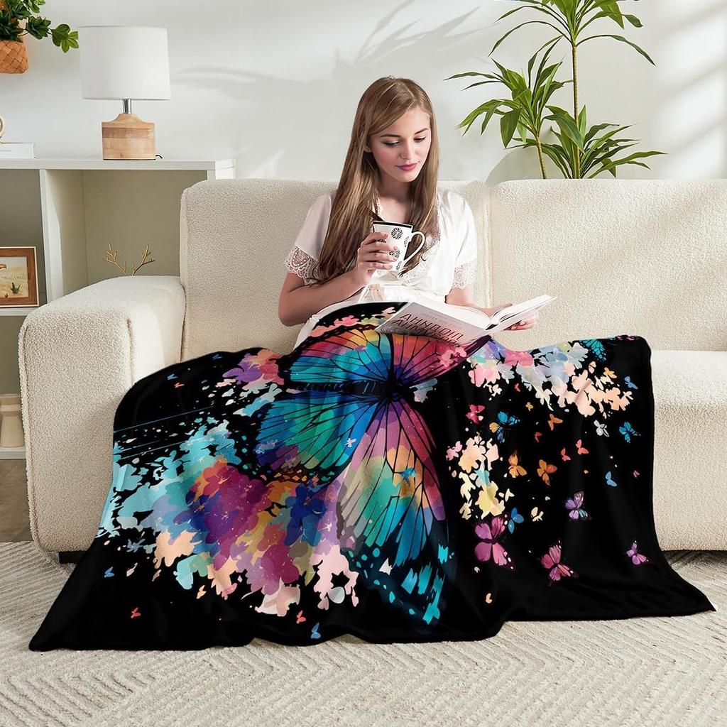Dinosaur Blanket for Boys and Girls Soft Cozy Dinosaur Blanket for Kids Teens Cute Fleece Dinosaur Throw Blanket