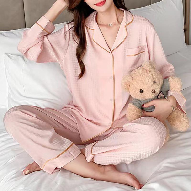 Women Ice Silk Pajamas Set Two-Piece Suit Sleepwear Loungewear Button Down Tops and Trousers Luxurious Simple Nightwear Homewear