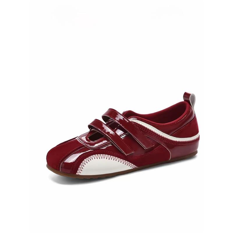 Temperamentstar mit den gleichen hochwertigen ballettroten Sport-Mary Janes mit dünner Sohle und silbernem Klettverschluss, Dexun Rennschuhe