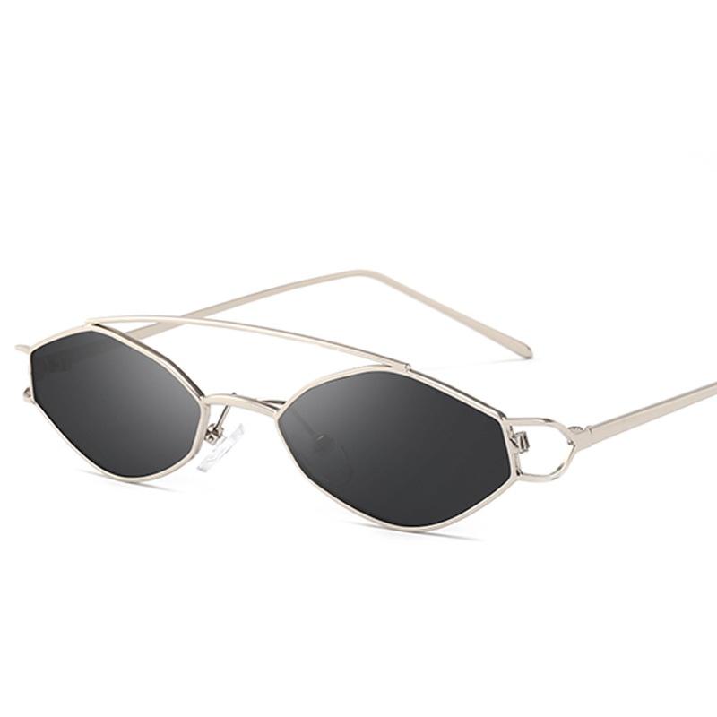 

Top Quality Classic Vintage Sunglasses For Women With Retro Small Metal Frame Silver/Gray