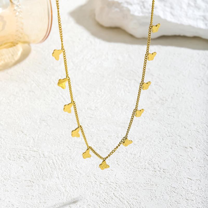 2026 Titanium Steel Clavicle Chain: European & American Niche Shell Necklace, Trendy Cold Style for Women