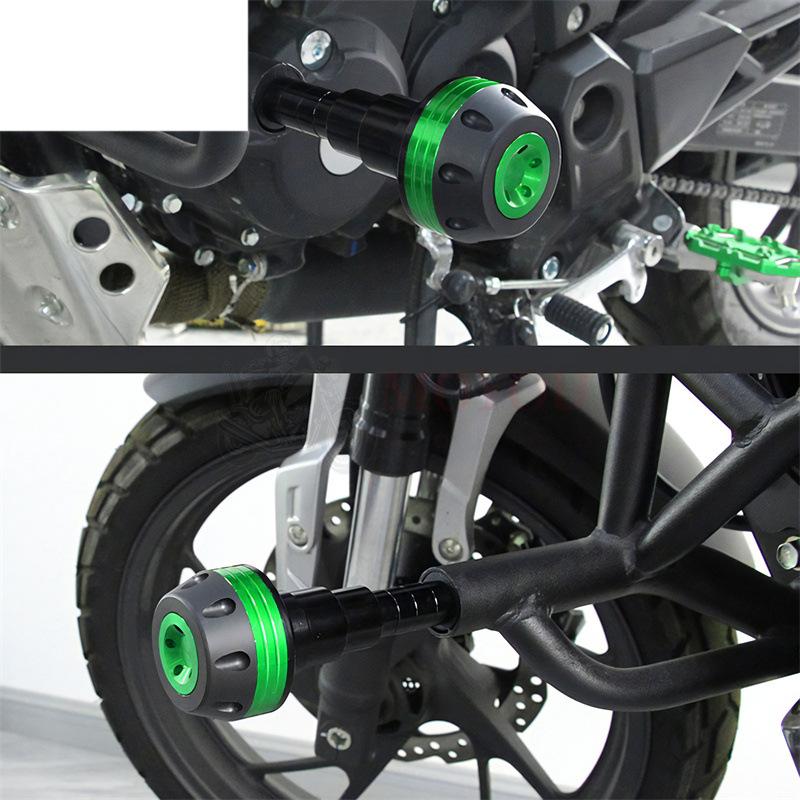 Kryt motoru motocyklu proti pádu a kolizi, ochranný slider