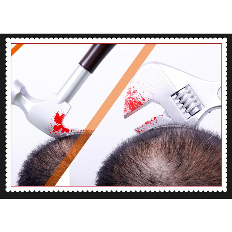 Falešná pila sekera nůž strašidelná halloweenská čelenka záludné rekvizity hororová párty dekorace