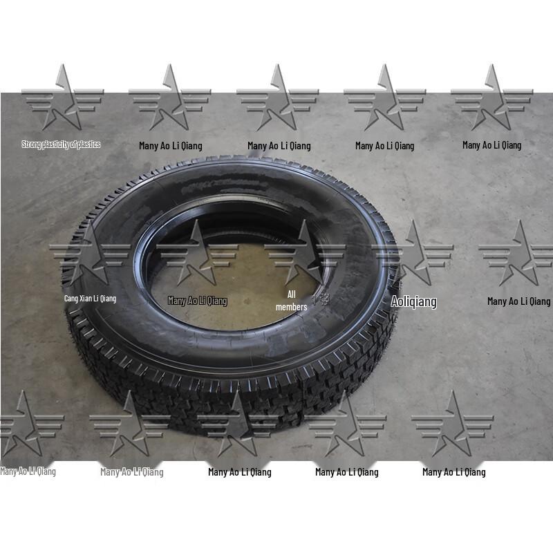 Zhong Aoliqiang 400M Retreaded Heavy-Duty Tire