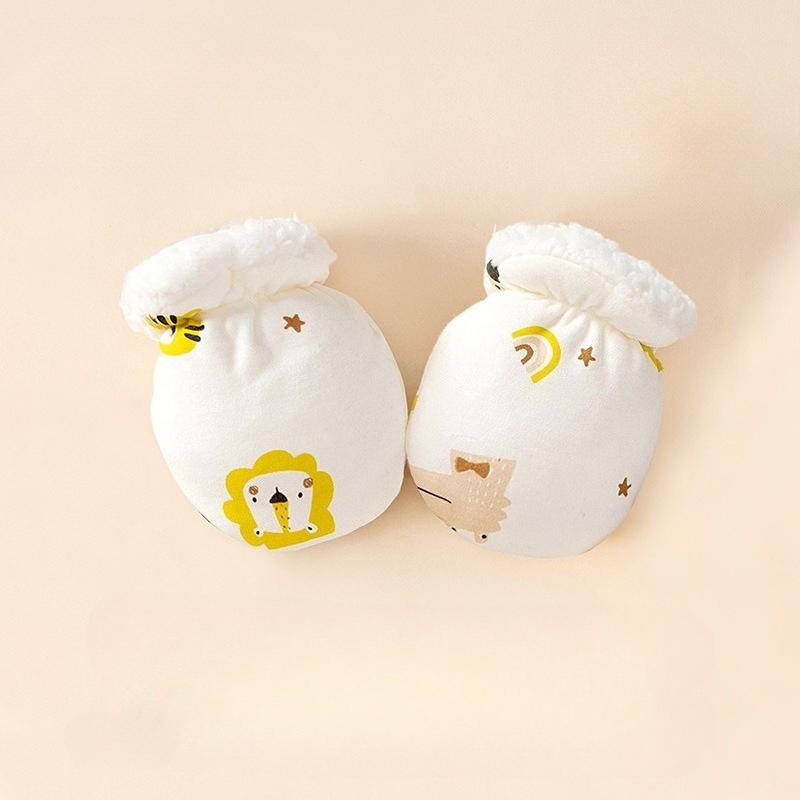 Newborn Baby Mittens 0-24 Months Cartoon Winter Warm Scratch Proof Gloves with Fleece Lining Chewable Teething Hand Protection