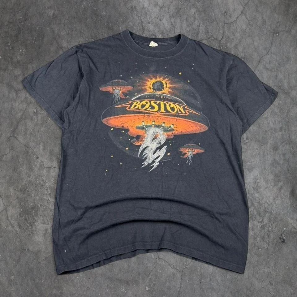 

2010 Boston Rock Band Tee graphic print men s Sz L 4XL