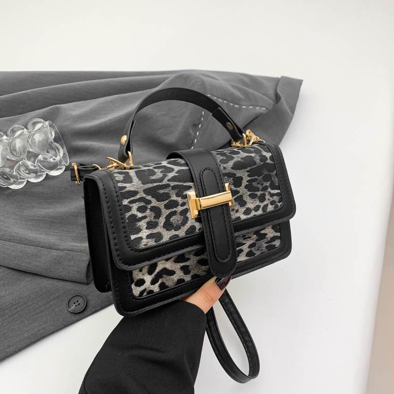 2025 autumn and winter new high-end printed bag women's atmosphere trendy and versatile single shoulder messenger handbag small square bag