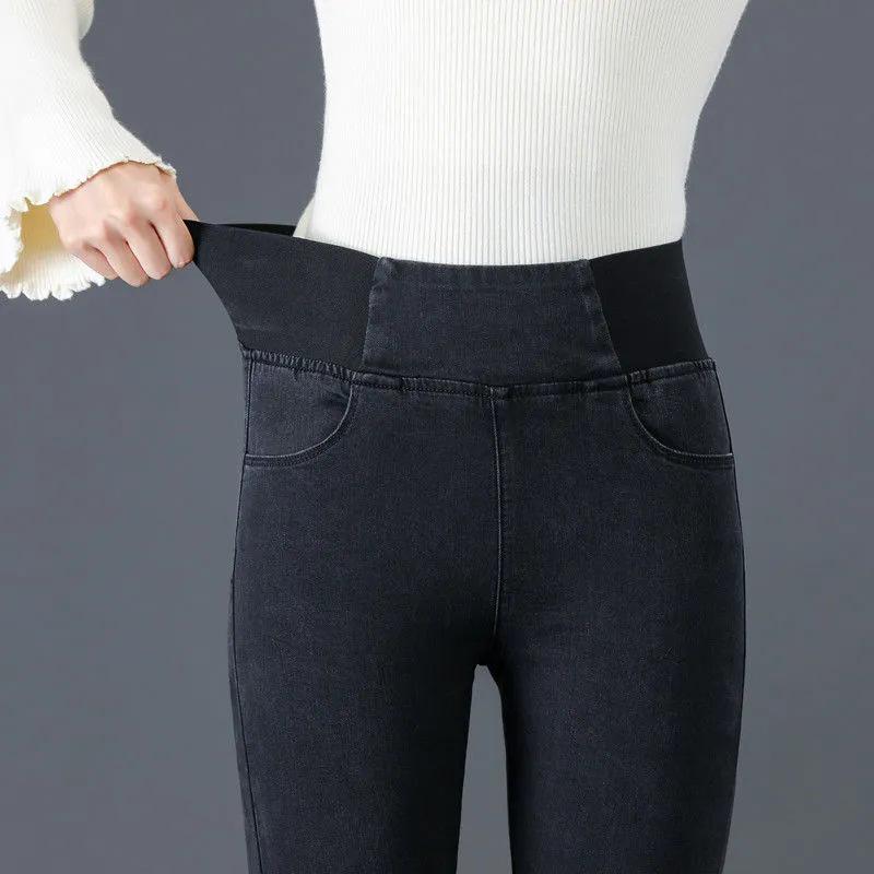 Women's Plus Size High Waist Slimming Jeans with Fleece - Autumn/Winter 2025 Collection