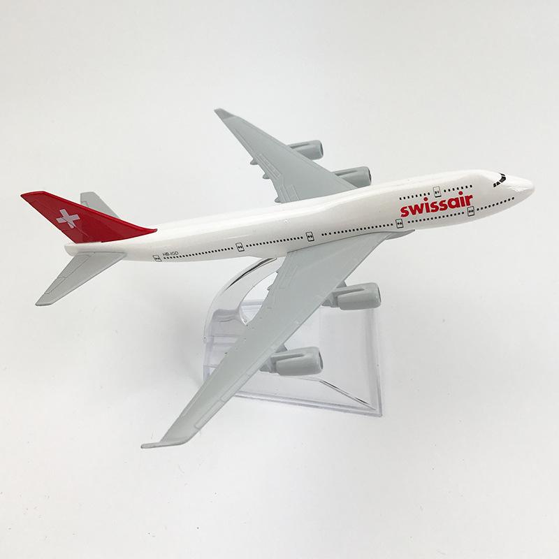 Model Display SWISS Airlines Airplane Model B747 Swiss 16CM 1:400 Scale 747 Alloy Metal Aircraft With Stand Home Decor Collectib