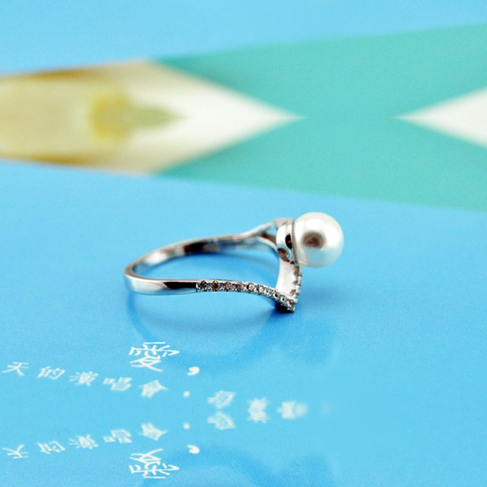 Heart-Shaped Simple White Pearl Ring, Love Platinum-Plated Women'S Temperament Elegant Ring