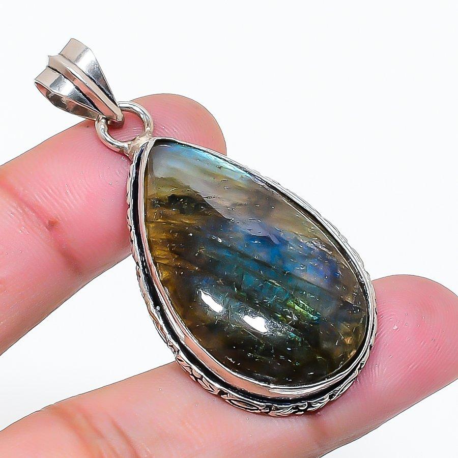 Natural Labradorite Gemstone Handmade 925 Sterling Silver Pendant 1.97  AP-15134