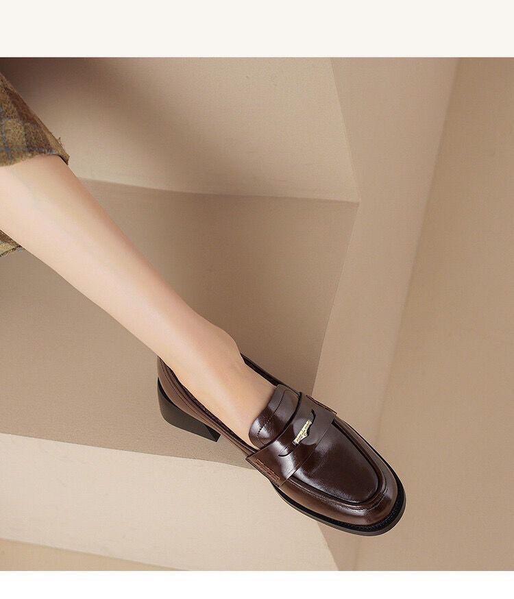 Women's 2025 Vintage Brown Preppy Loafers - Slip-On Coin Round Toe Leather Shoes with Kitten Heel