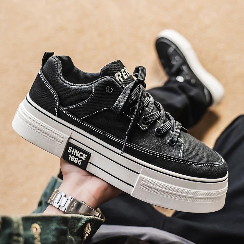 Thick Soled Invisible 10cm Canvas Shoes for Men's Autumn New Breathable Sports and Leisure Versatile Board   Shoes for Men