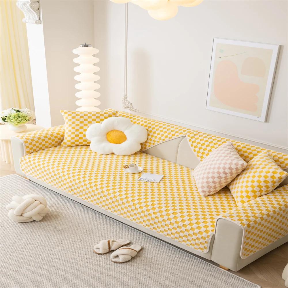 

Modern Light Luxury Style Leather Cushion for Four Seasons Thickened fleece-lined Sofa Cushion Plush Non-Slip Simple Sofa Cover 70x70