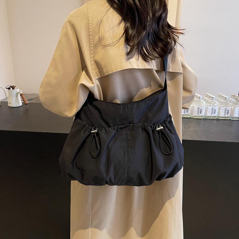 Τσάντα Ώμου με Κορδόνι Σύσφιξης Μονόχρωμη Γυναικεία Τσάντα Χιαστί Τσάντα Ταξιδιού