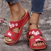 Sommer neue Schuhe hohle Blumenstickerei Sandalen Keilabsatz große Größe kühle Hausschuhe Keilabsatz