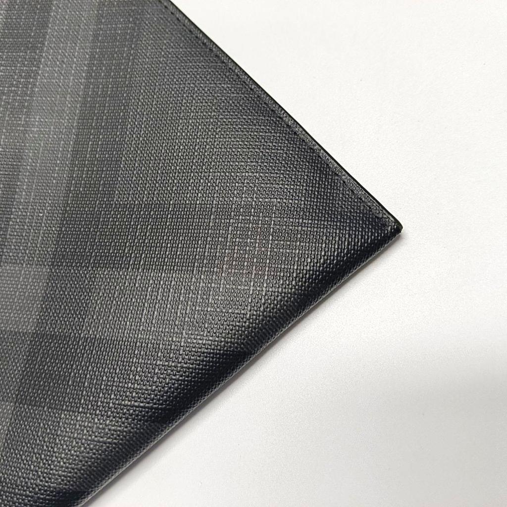 [Gebraucht] London Gray beschichtete Canvas Clutch - Sehr gut #1GHEZP9