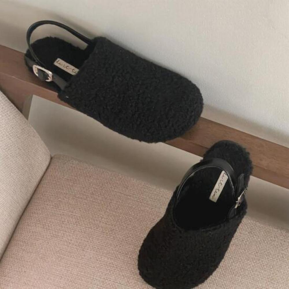 New Arrivals Open Run Tominya Women Ugly Fur Slippers Round Toe
