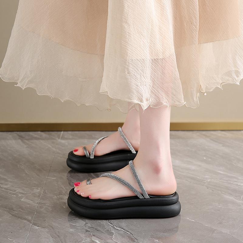 TEH3810 new French toe slope heel thick-soled slippers women's 2025 summer outer wear holiday style beige sandals