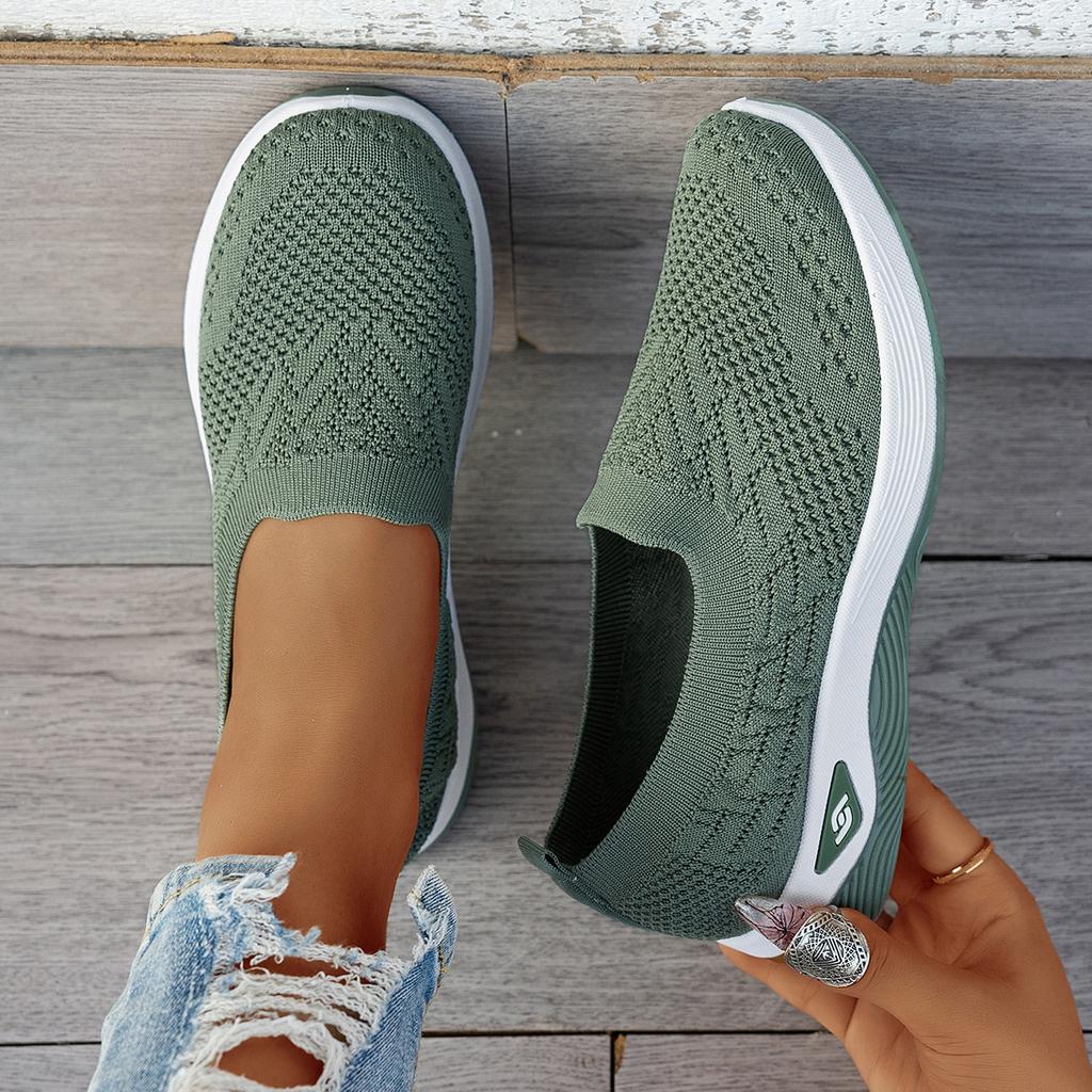 Vita Sneakers för Kvinnor, Casual och Andningsbara Löparskor, Fly-knit Casual Mjuk Sula, Mammas Skor