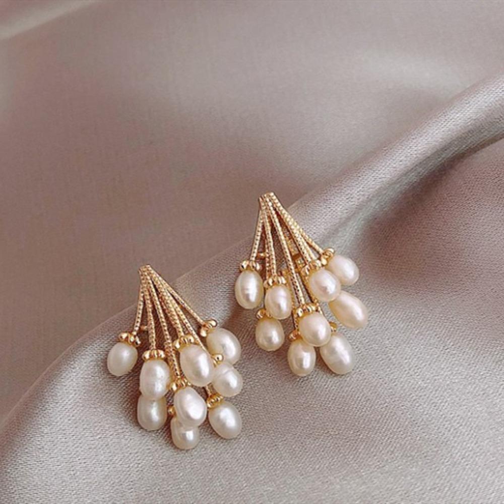 

Elegant and Fashionable Women s Water Drop Imitation Pearl Earrings Wedding Jewelry Birthday Gifts