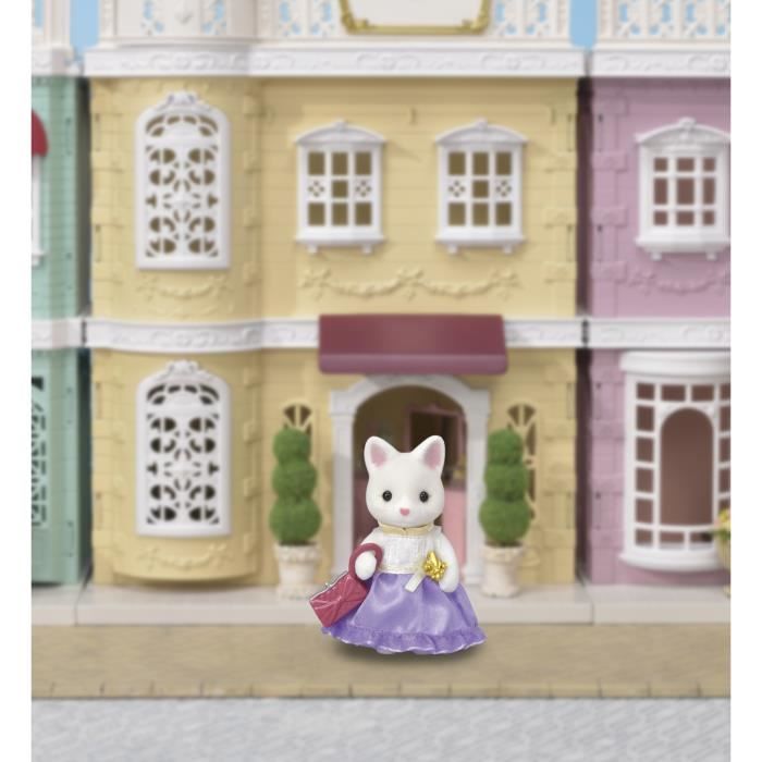 Figurine La Grande Soeur Chat Soie - SYLVANIAN FAMILIES - 6003 - Tenue élégante - Mixte - A partir de 3 ans