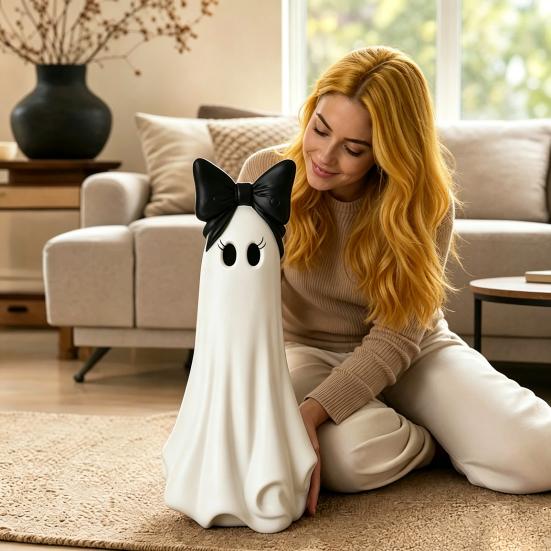 Unique Halloween Gifts Cute Ghost Resin Ornament, Matte Finish Desktop Figurine, Decorative Gothic Home Accents Statue for Living Room Entrance