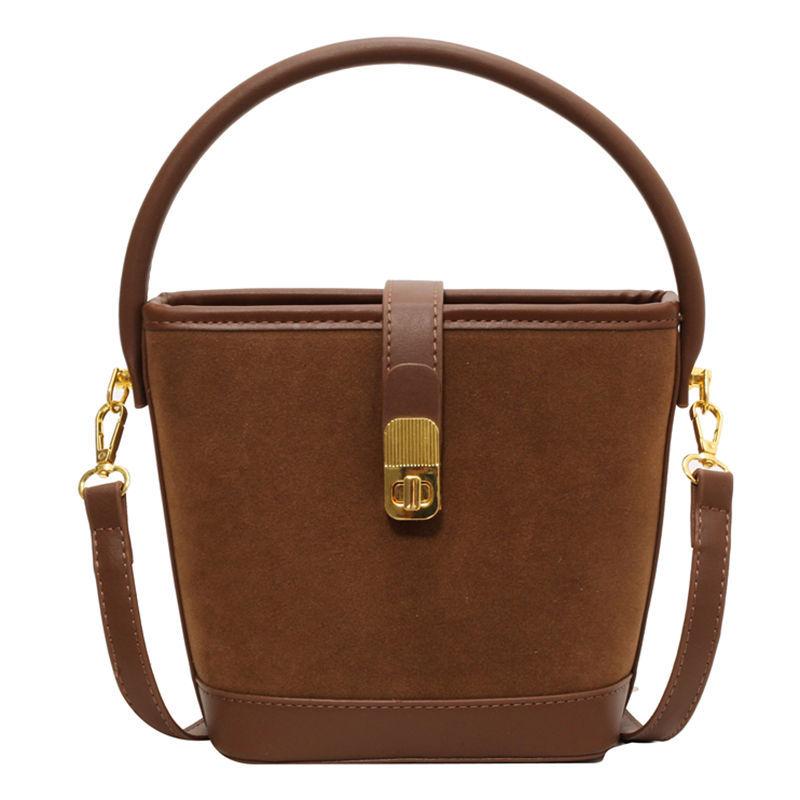 This Year, Popular Small Bags, Women's Bags, New Niche Retro Messenger Bags, High-end Matte Portable Bucket Bags.