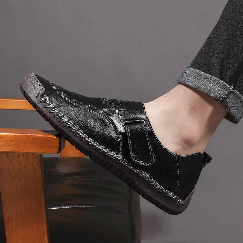 Fashion Split Leather Men Casual Shoes Brand Men Sneakers Breathable Slip-on Mens Loafers Classic Moccasins Comfortable Driving Shoes