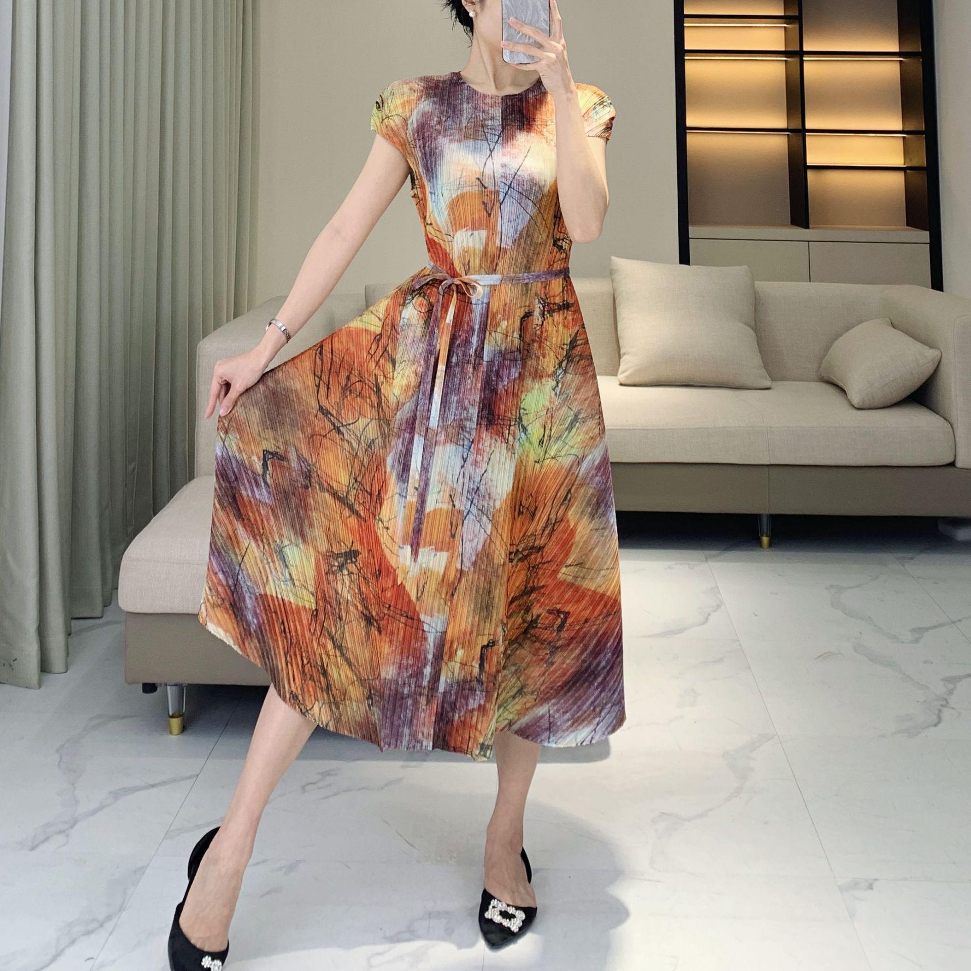 

Летнее женское платье А-силуэта с пышными рукавами и принтом для отпуска - Свободное, стройнящее, подчеркивающее темперамент, длинного стиля One Size [40-75 kg] цветочный