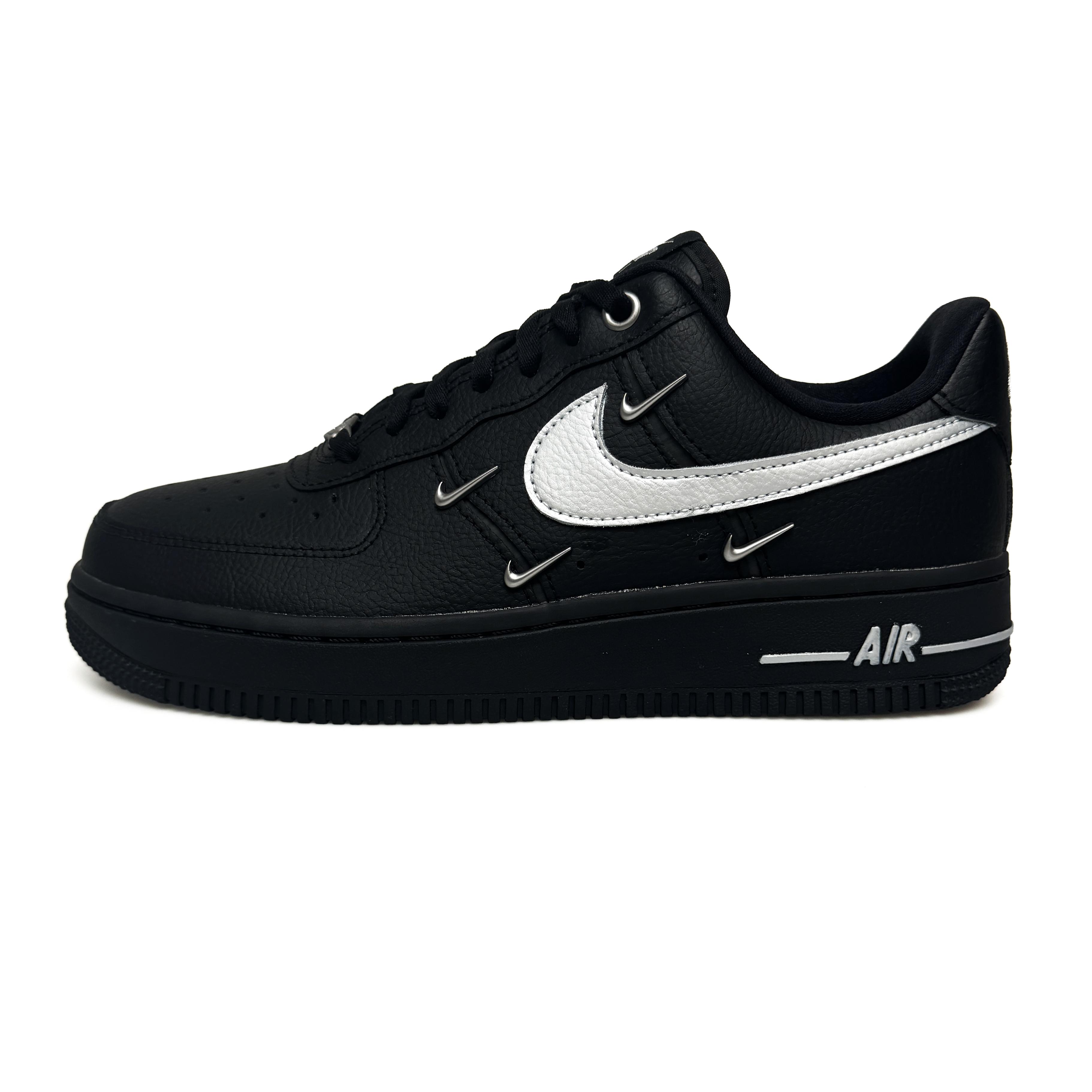 

Nike Air Force 1 Fashion And Versatile Comfortable Slip Resistant Low top Skateboard Shoes Women s Silver HQ1180-001(Team531-) 36.5