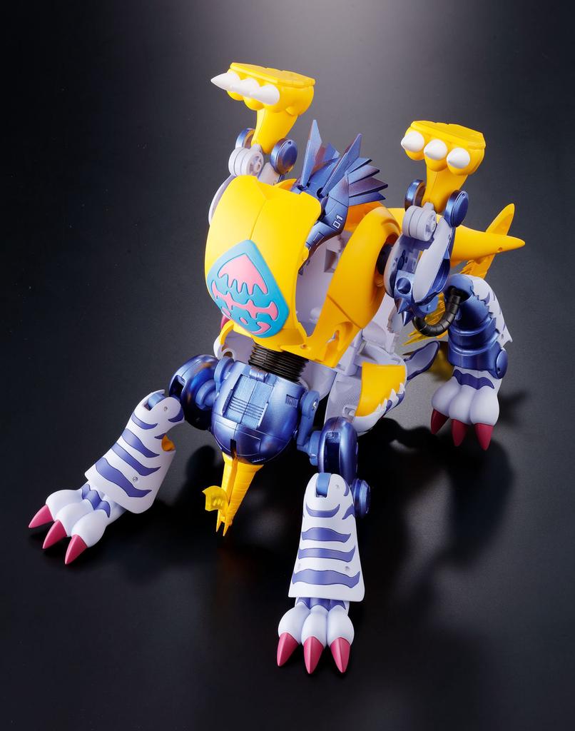TAMASHII NATIONS Super Evolution Spirit Digimon Adventure 02 MetalGarurumon Approximately 200mm ABS PVC Diecast Painted Movable Figure & &